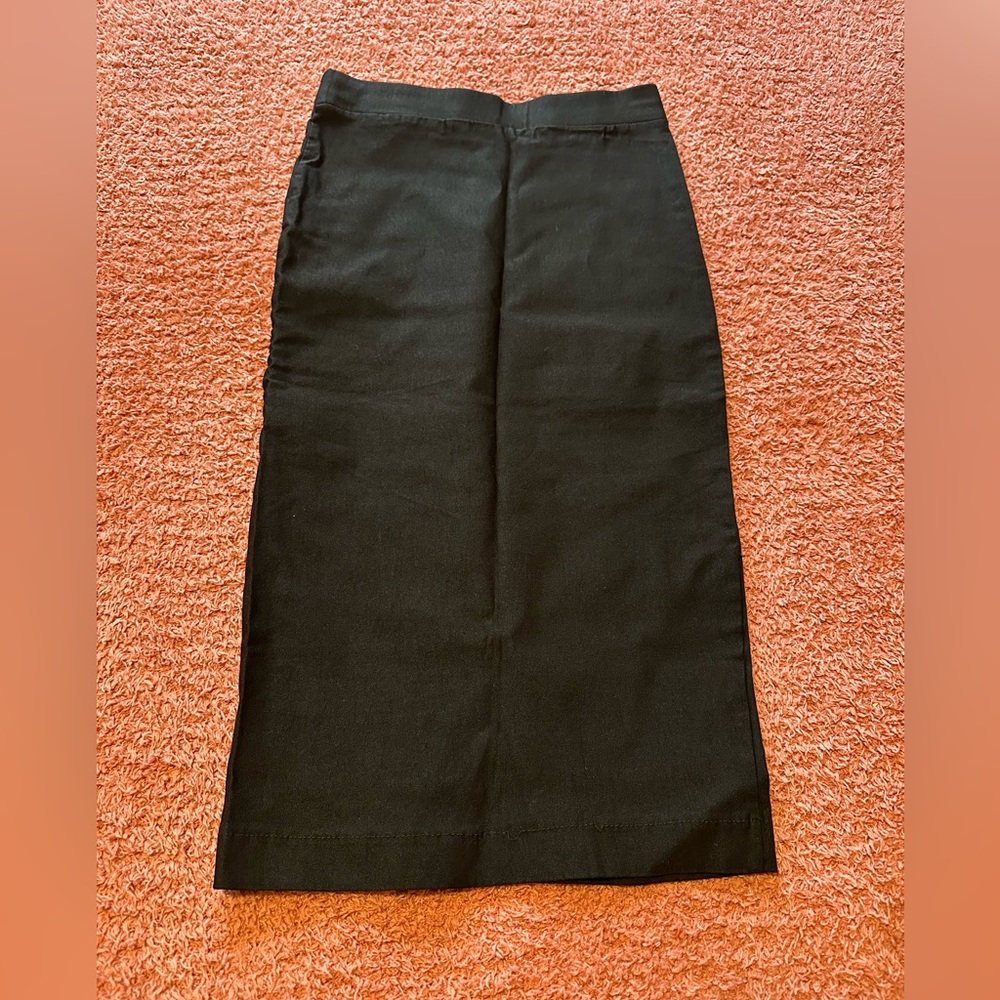 ⭐️ Elegant Black Women's Skirt ⭐️ - Picture 4 of 4